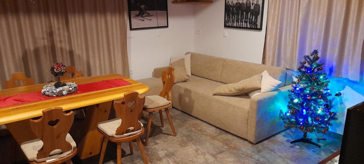Apartma In Bungalov Jezerci Gozd Martuljek Ngoại thất bức ảnh