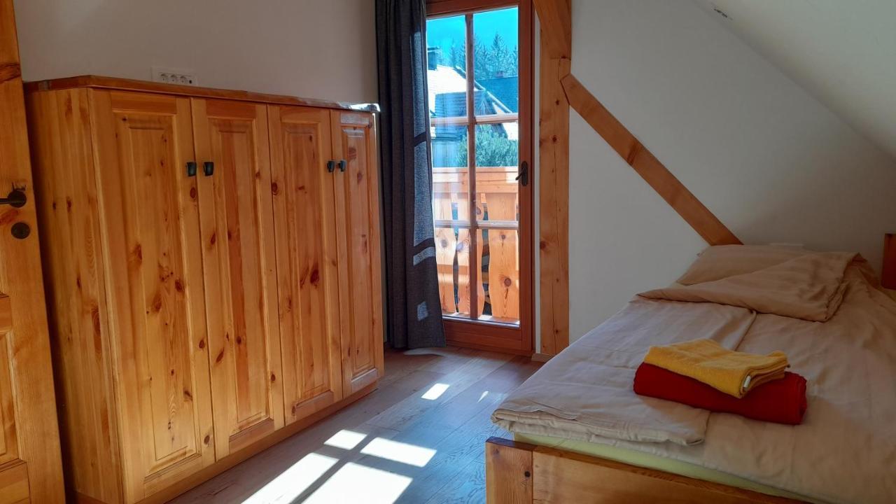 Apartma In Bungalov Jezerci Gozd Martuljek Ngoại thất bức ảnh