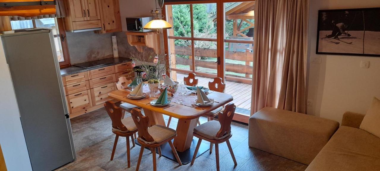 Apartma In Bungalov Jezerci Gozd Martuljek Ngoại thất bức ảnh