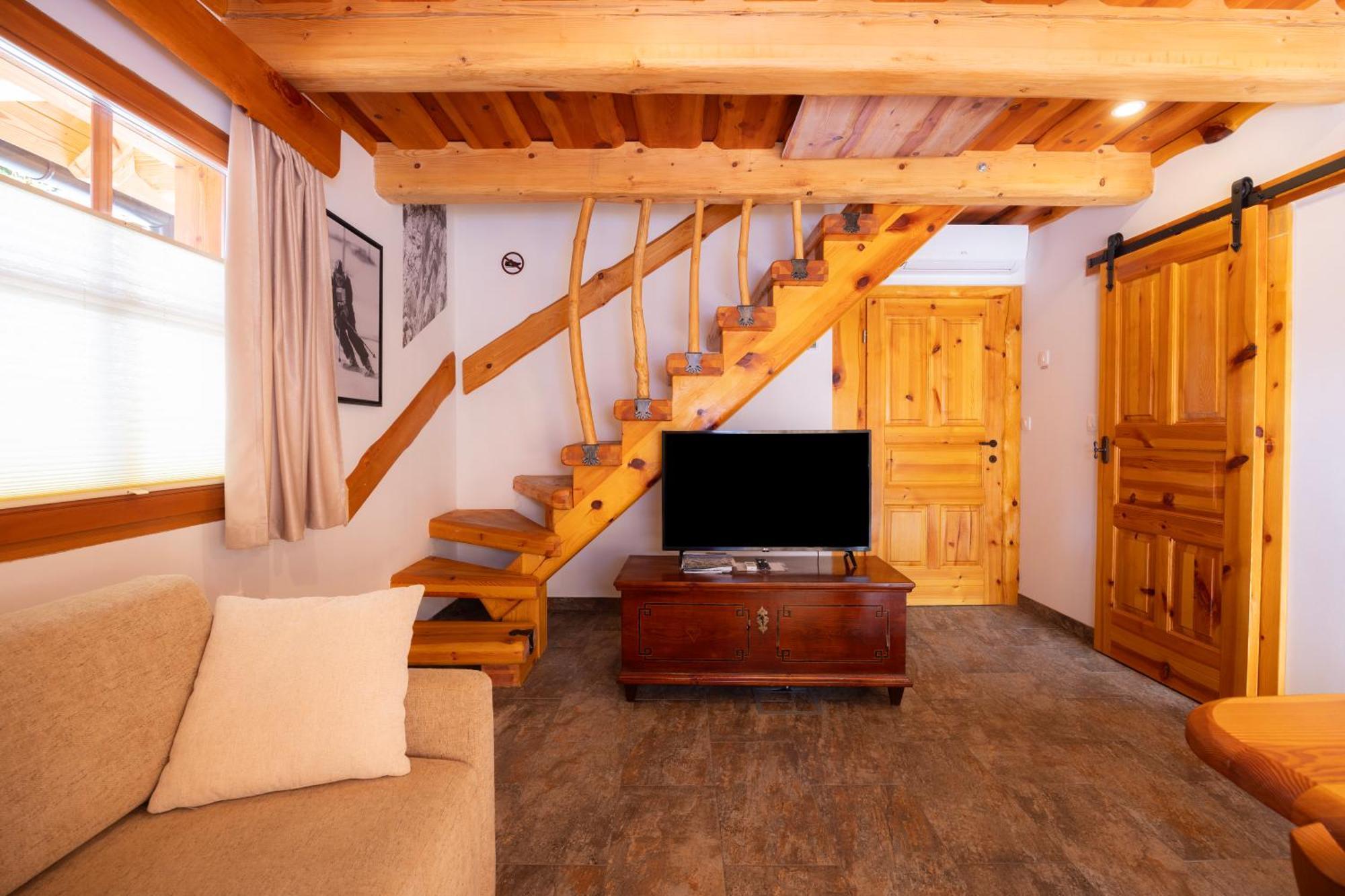 Apartma In Bungalov Jezerci Gozd Martuljek Ngoại thất bức ảnh