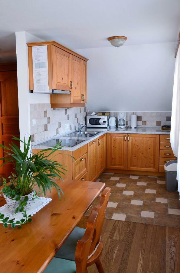 Apartma In Bungalov Jezerci Gozd Martuljek Ngoại thất bức ảnh
